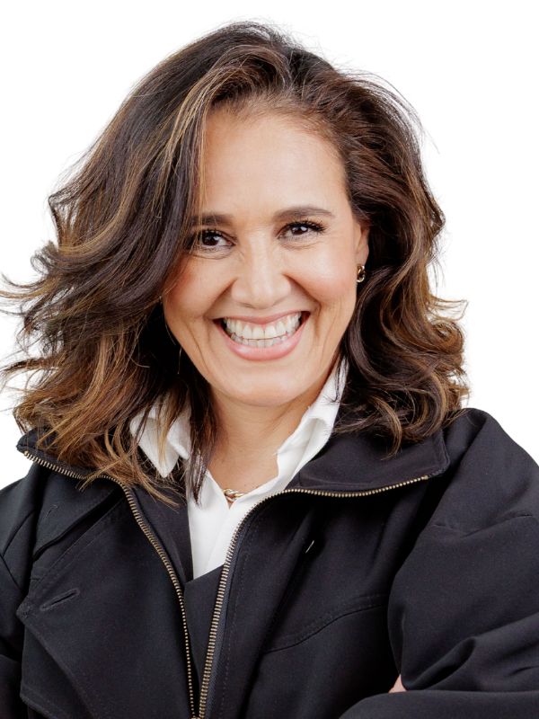 Bárbara Castro sonriendo